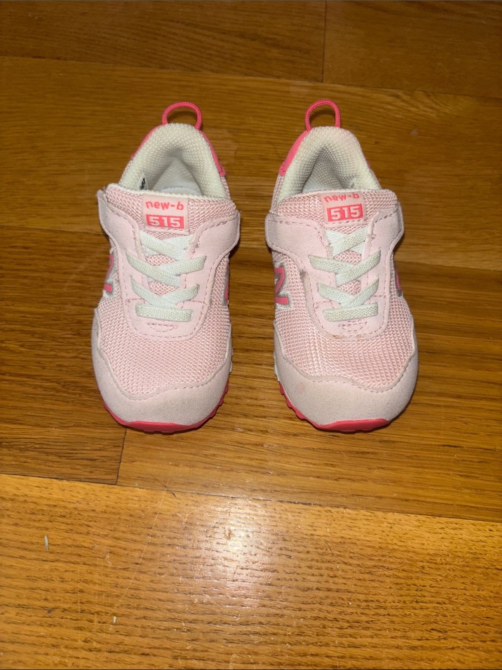 New Balance Kids Pink Mesh Hook-and-Loop Sneakers